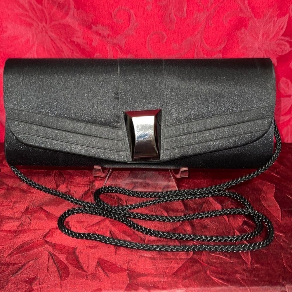La Regale Black Satin Pleated Evening Clutch with Metallic Black Jewel